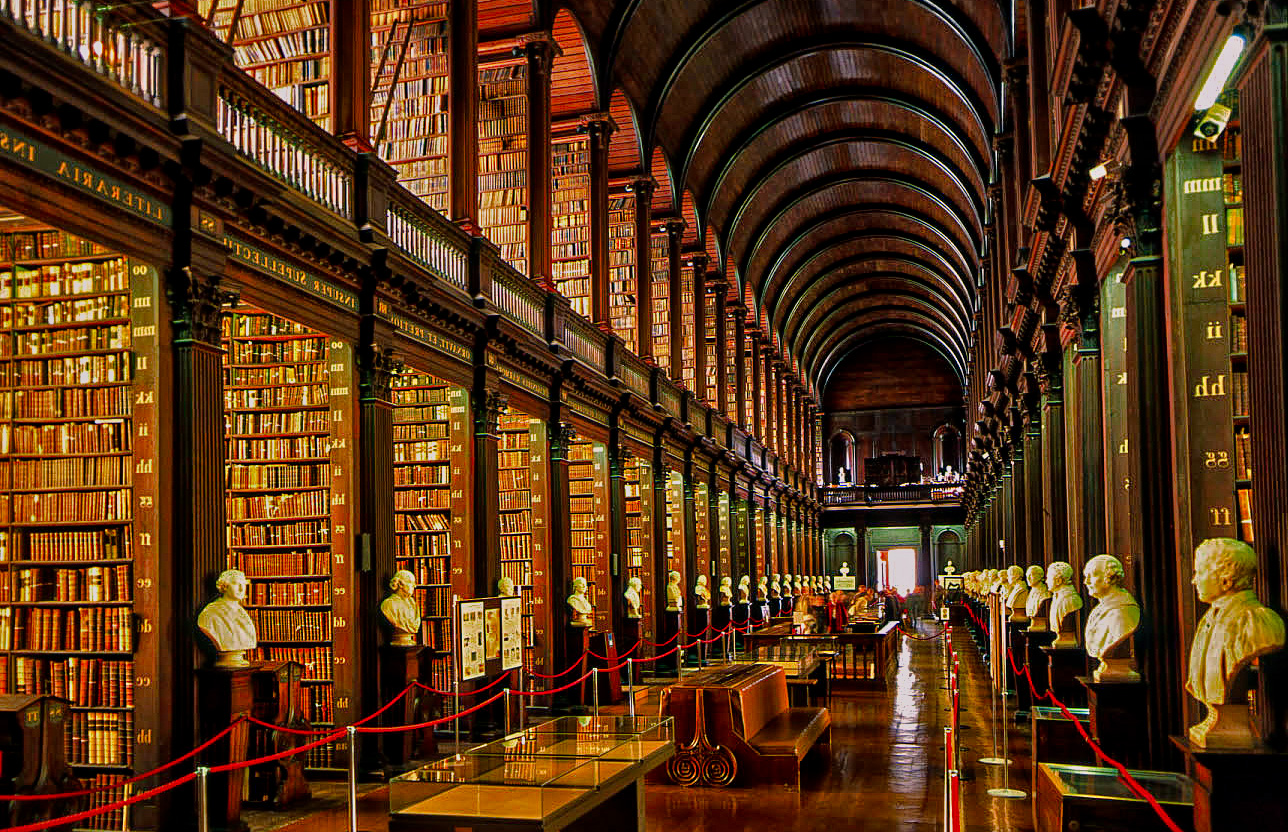Trinity College Library - Dublin.